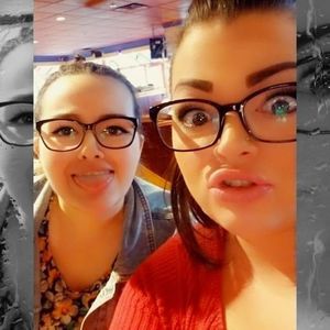 - Meet your Posher, Samantha